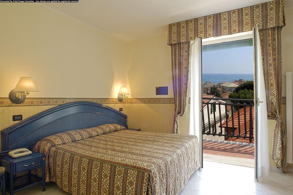 Hotel Casella Pietra Ligure Quarto foto